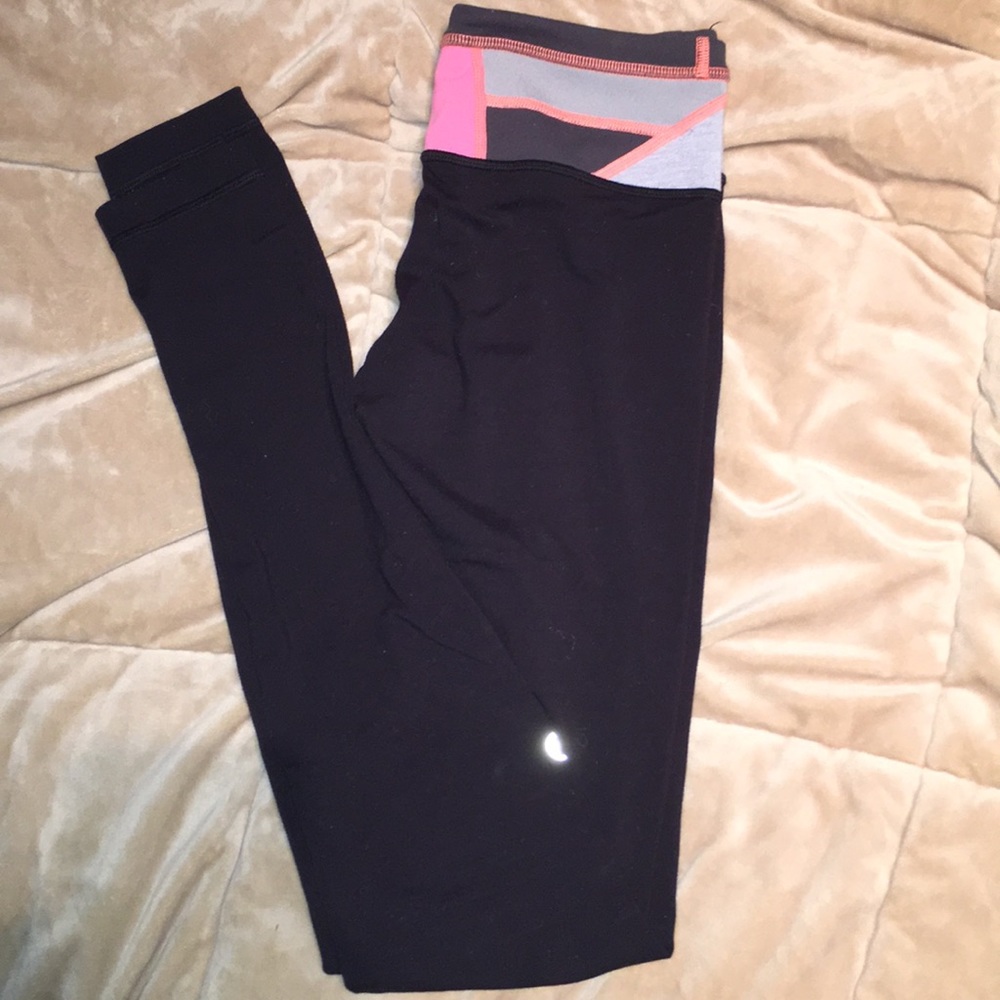 Black Wunder-Under Reversible Lululemon Leggings